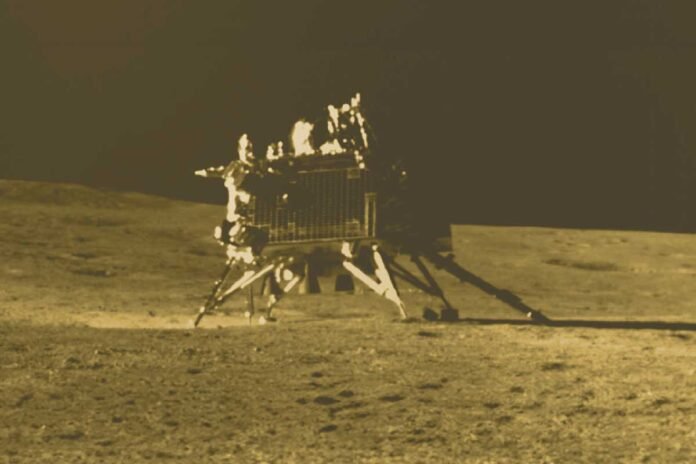 Chandrayaan-3's Vikram Lander Stirs Lunar Dust on Moon's Surface